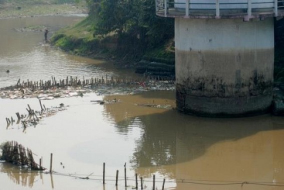 Howrah River: Manik Sarkar’s call remains merely a slogan Howrah River: Manik Sarkar’s call remains merely a slogan